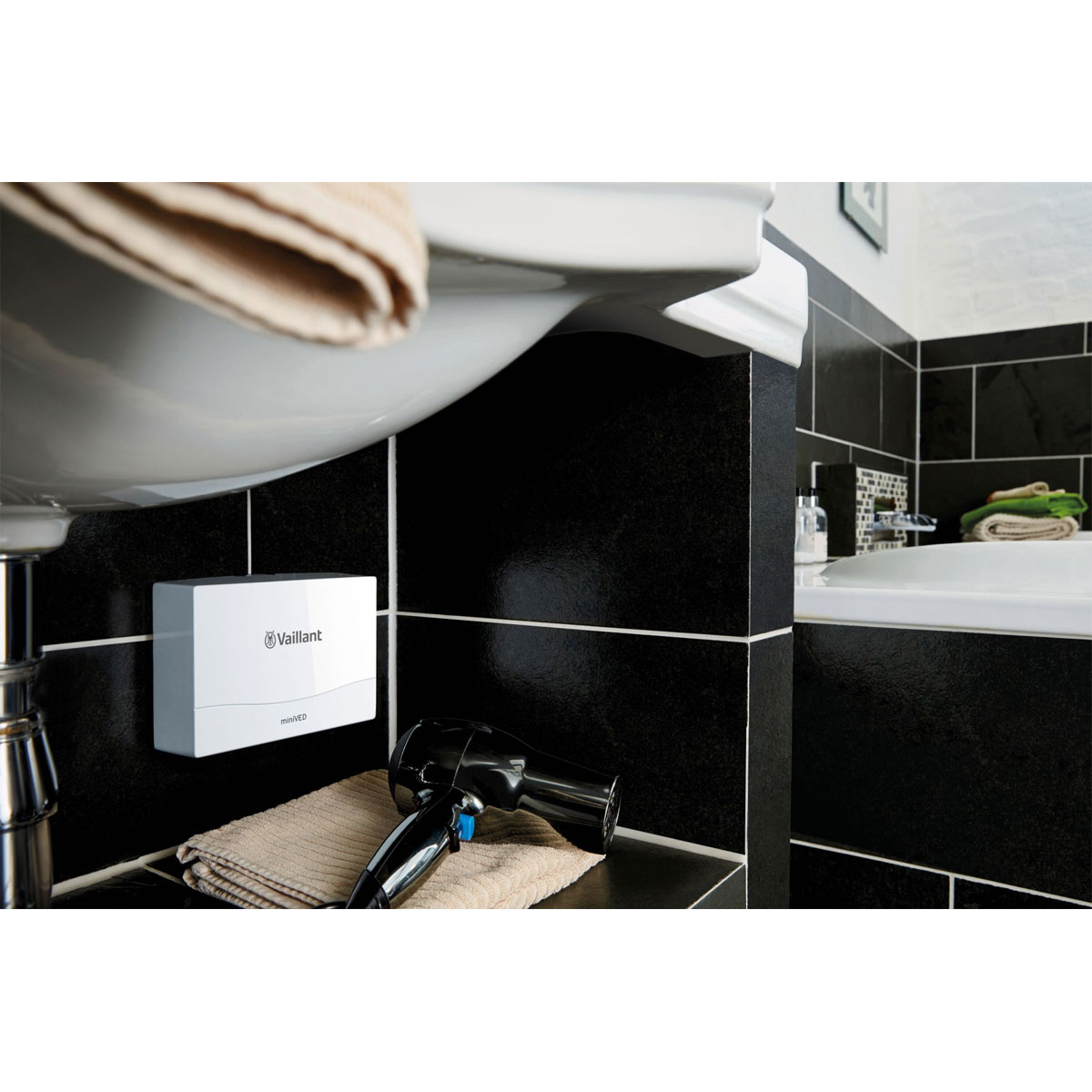 Vaillant Elektro Durchlauferhitzer Niederdruck mini VED H 3/3 N 230V Untertischgerät 3,5 kW Bild 3