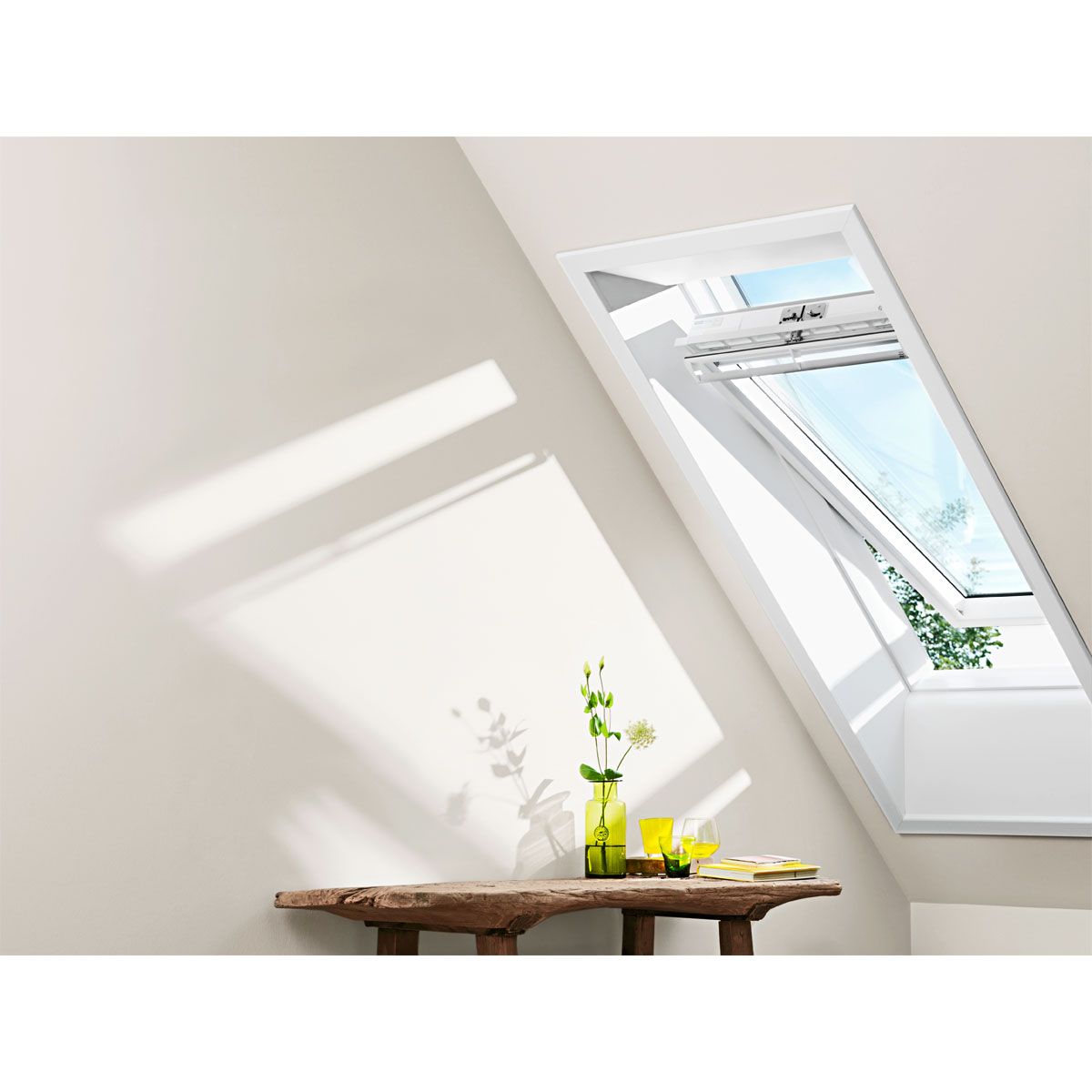 Velux Schwingfenster GGU CK02 0070 55 x 78 cm grau Bild 3