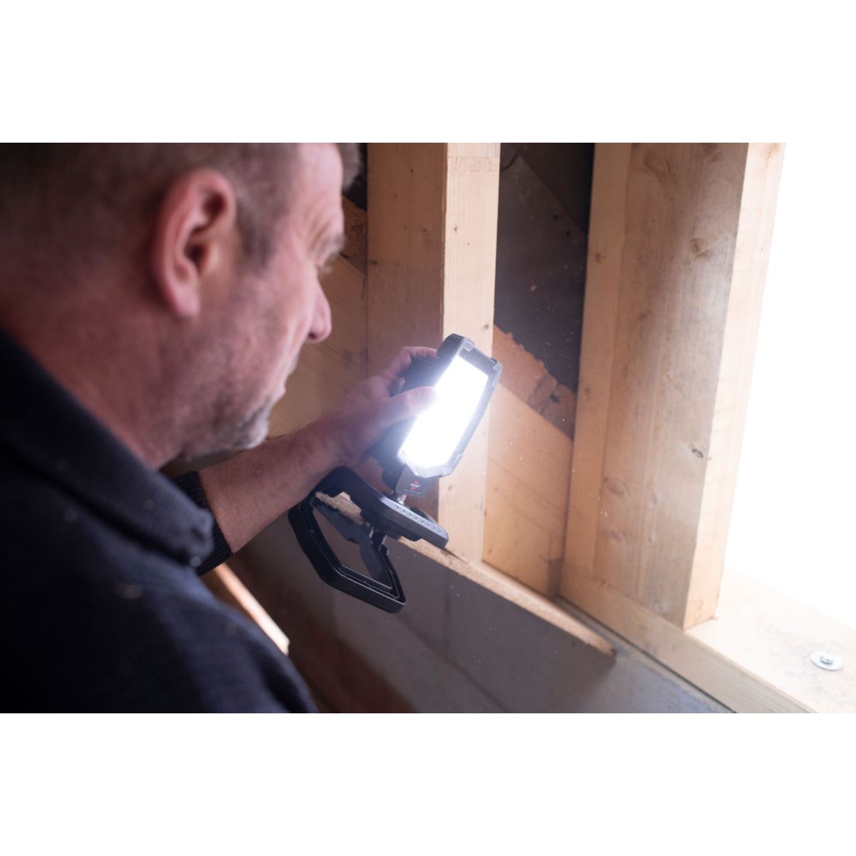 Brennenstuhl Mobiler Akku LED Arbeitsstrahler CL 4050 MA Bild 12