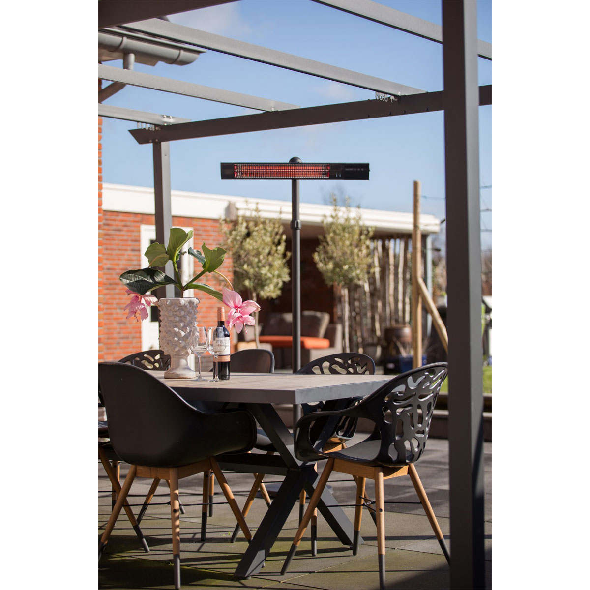 SUNRED Sundred Standheizstrahler Dark Standing black 2500 Watt 3 Stufen Bild 3