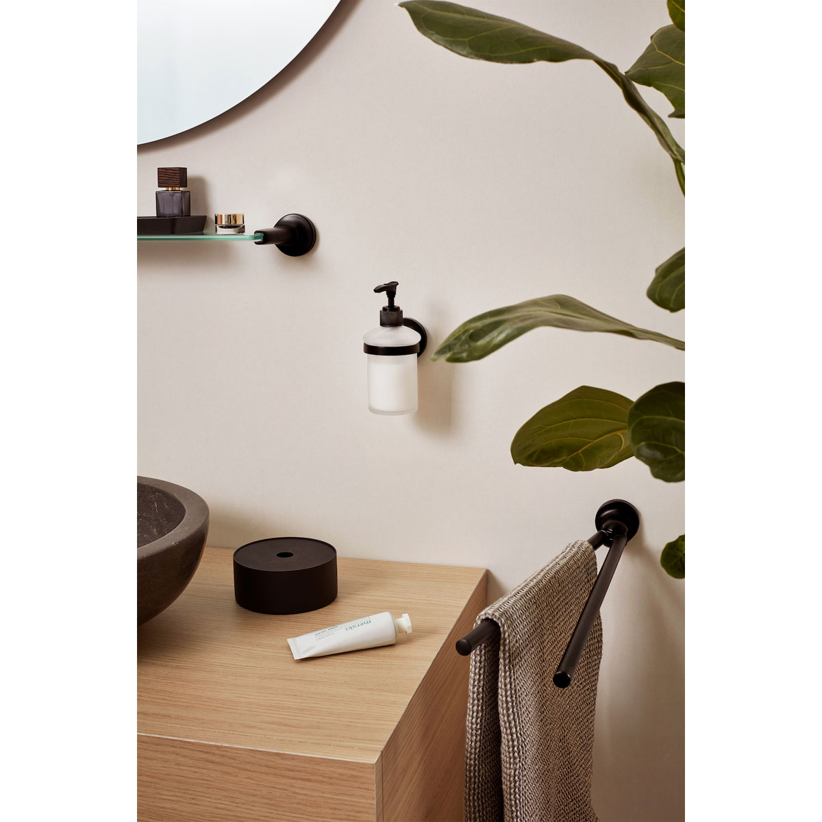 Haceka  Aspen Glas-Regal schwarz 58 cm Bild 4