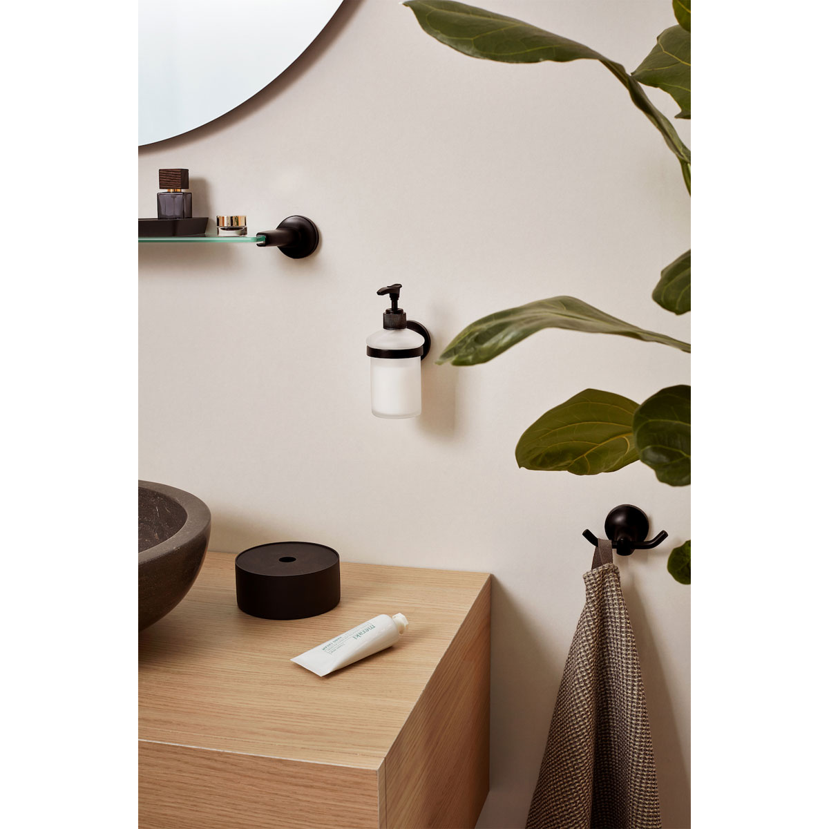 Haceka  Aspen Haken Doppelt schwarz Bild 4