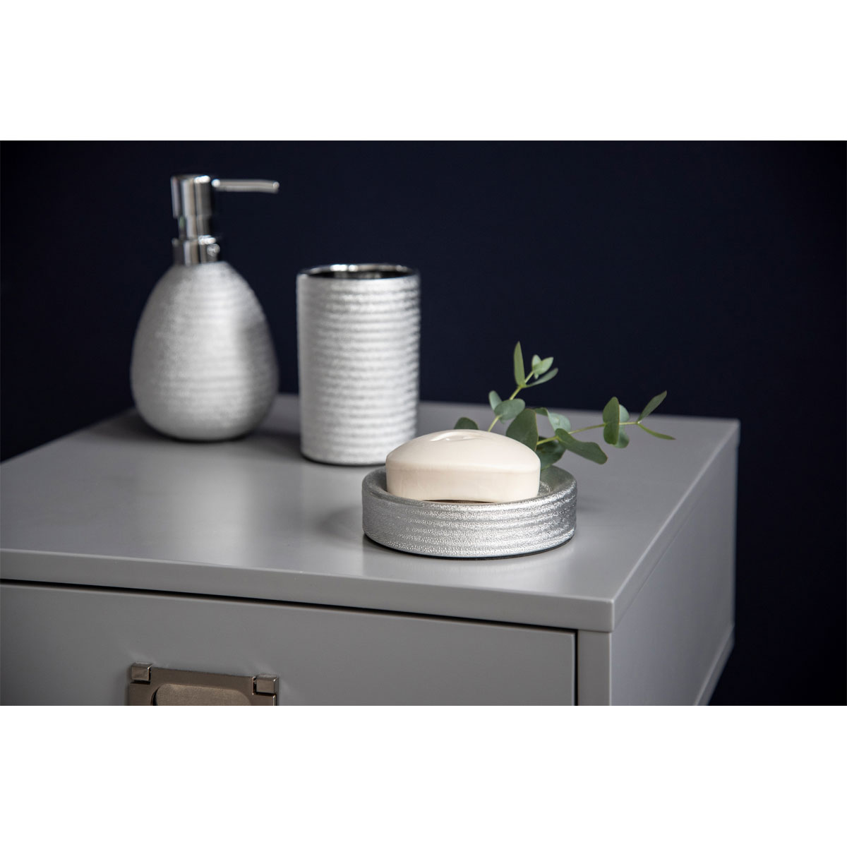 Wenko Seifenspender Polaris Juwel silber 390 ml Bild 10