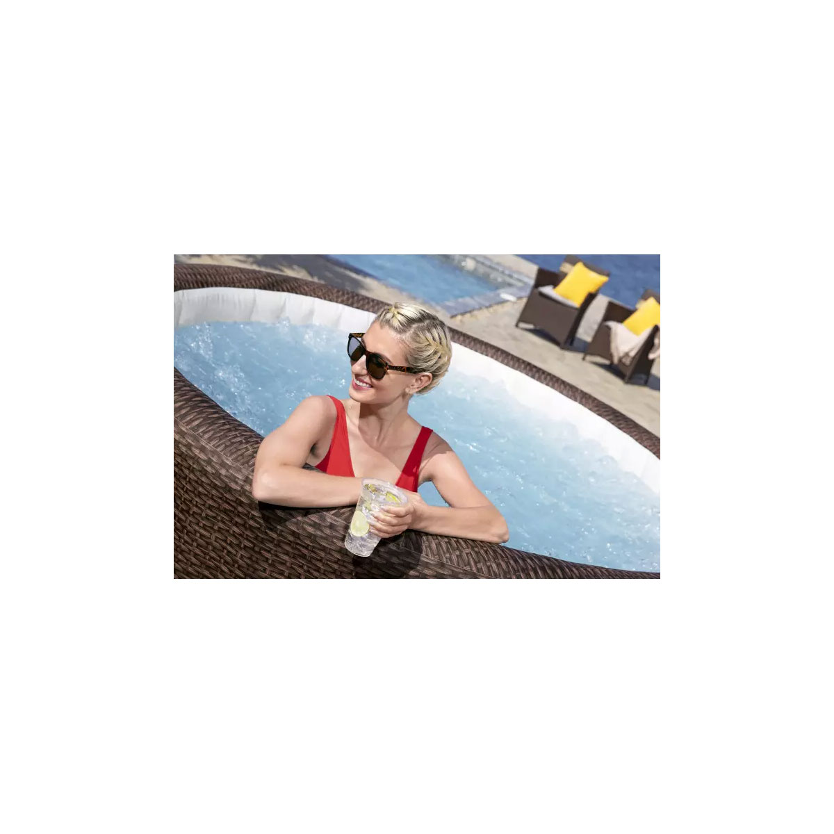 Bestway LAY-Z-SPA® Energiespar-Whirlpool Bali AirJet™ mit App-Steuerung, Ø 216 x 71 cm, Rattan-Optik Bild 6