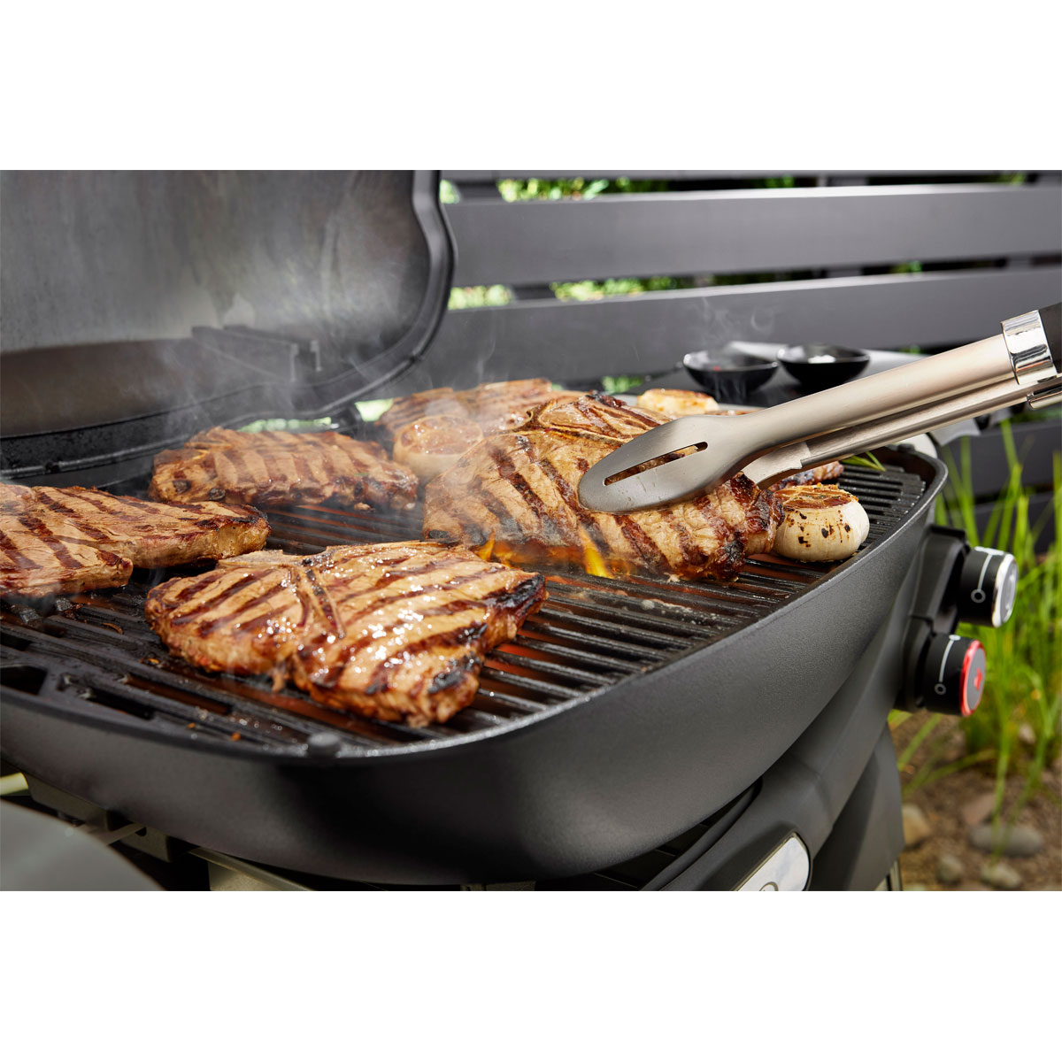 Weber  Gasgrill mit Rollwagen Q3200N+ Bild 11