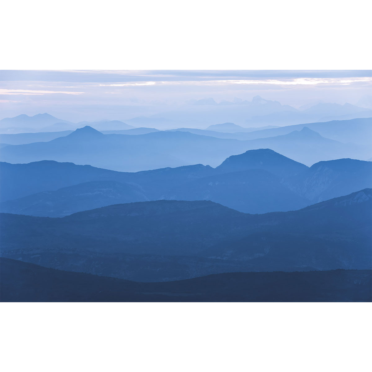 Komar  Vlies Fototapete Blue Mountain 400x250 cm Bild 2