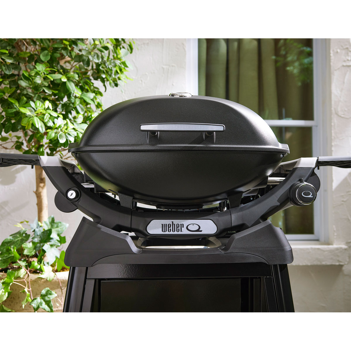 Weber  Gasgrill mit Rollwagen Q2200N Bild 11