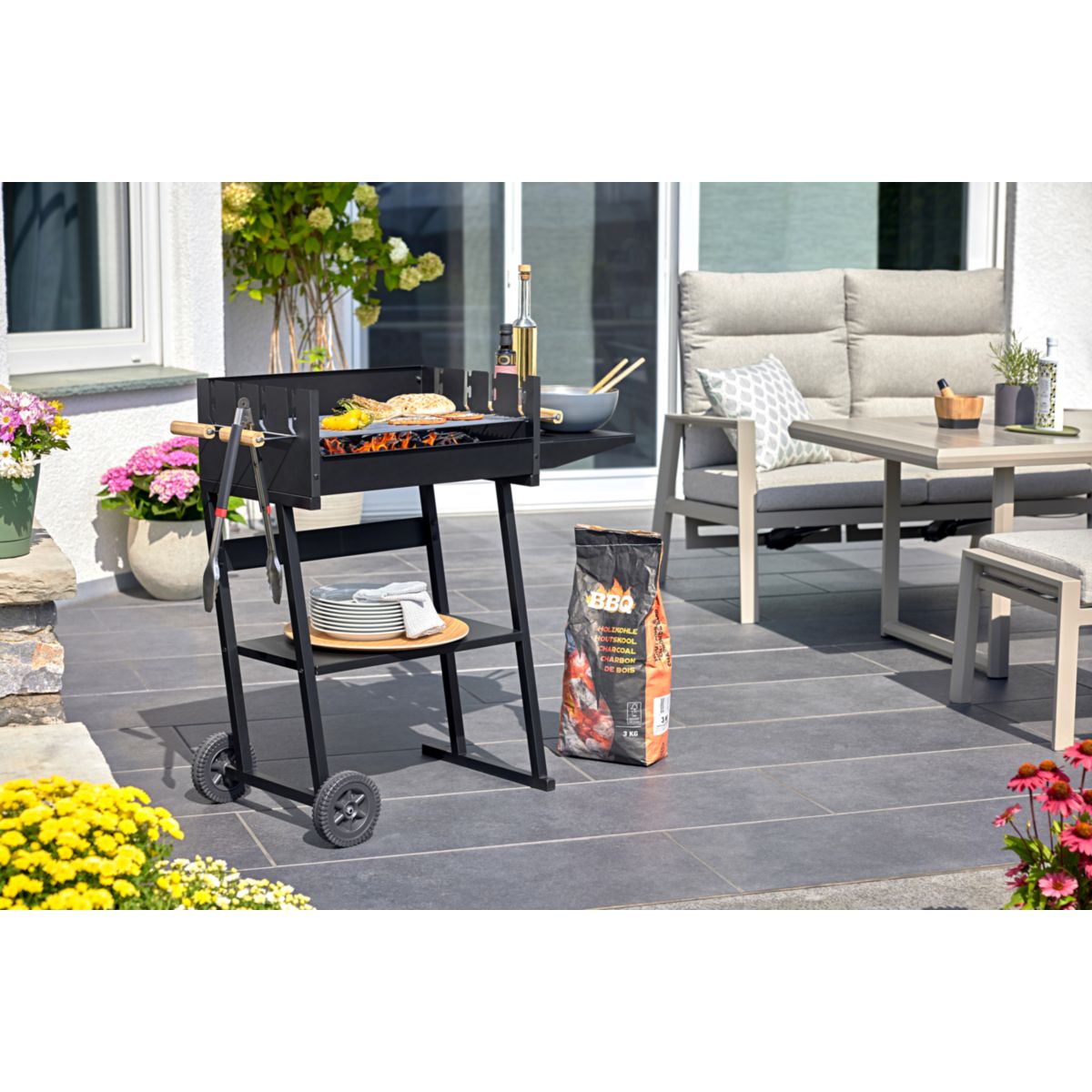 Rothmann Holzkohlegrillwagen Bild 3