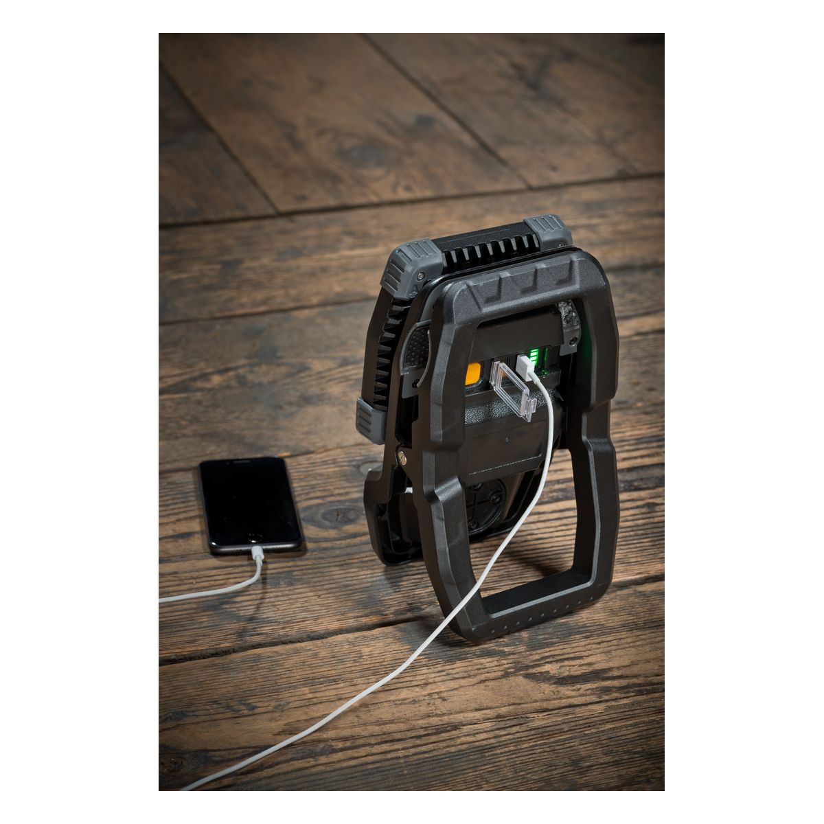 Brennenstuhl Mobiler Akku LED Arbeitsstrahler CL 4050 MA Bild 8