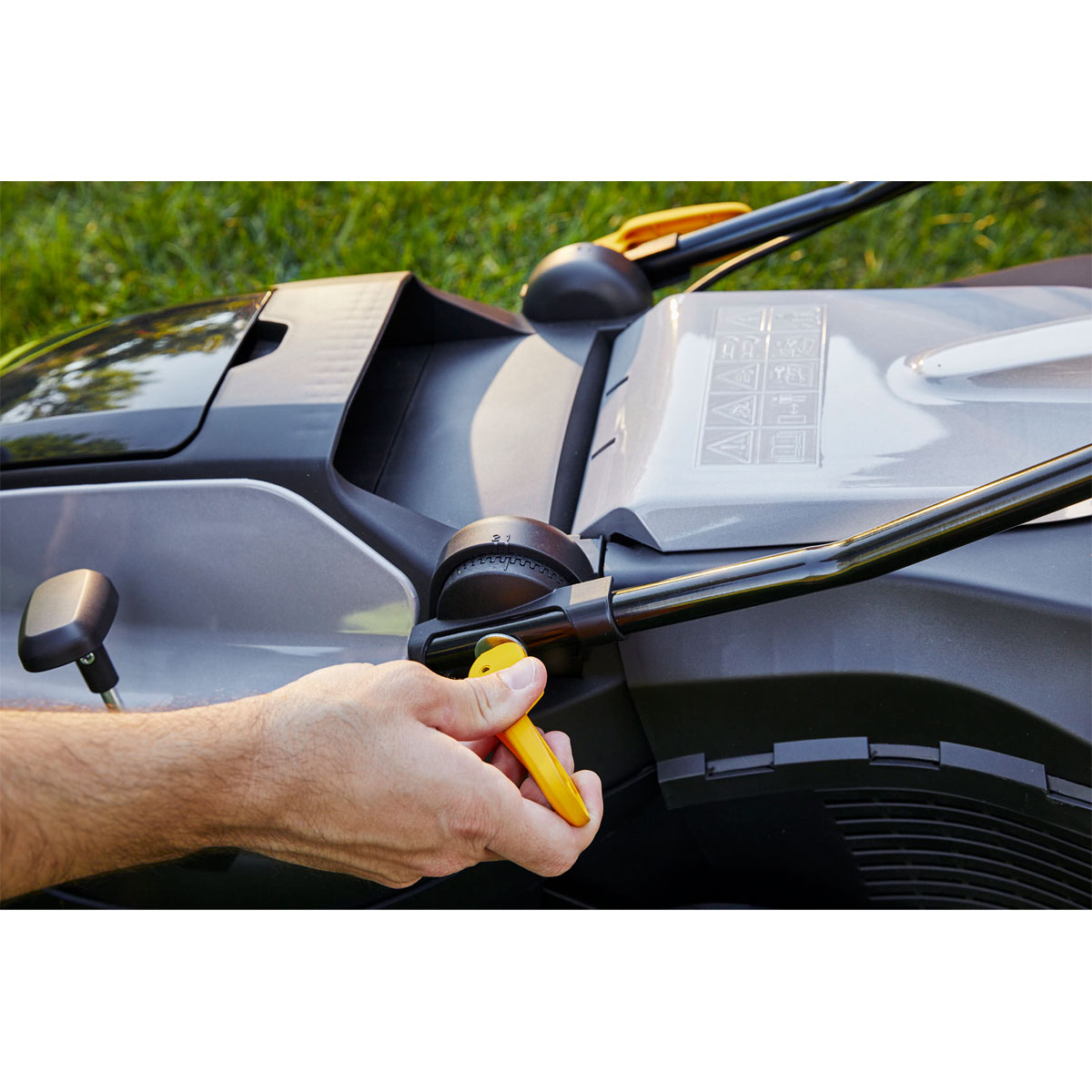 Alpina-Garden Akku-Rasenmäher-Set AL1 3820 Li 4-teilig Bild 6