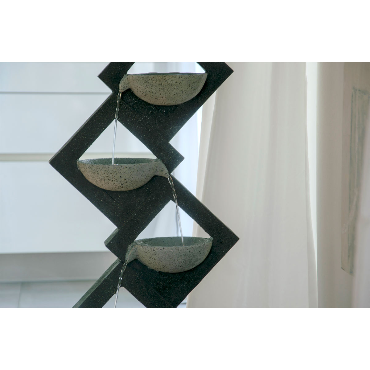 dobar XL Design-Gartenbrunnen mit LEDs 20,5 x 100,5 x 41,5 cm grau Bild 5