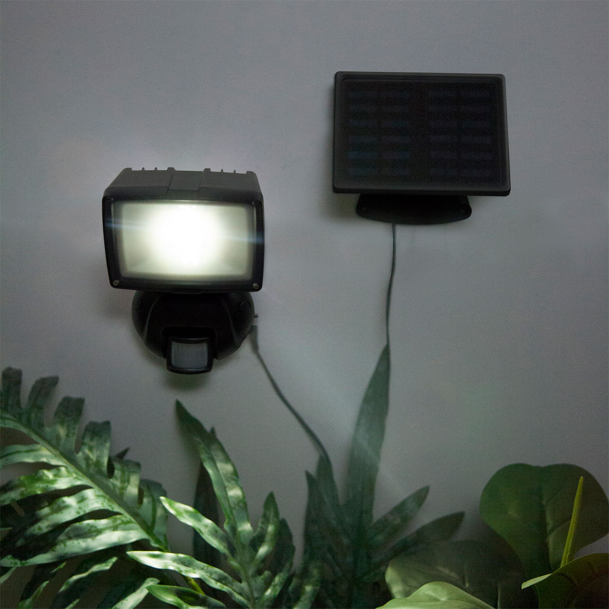 Flector Garten LED Solarleuchte Peter schwarzinklusive 0,72 W Solarpanel Bild 6