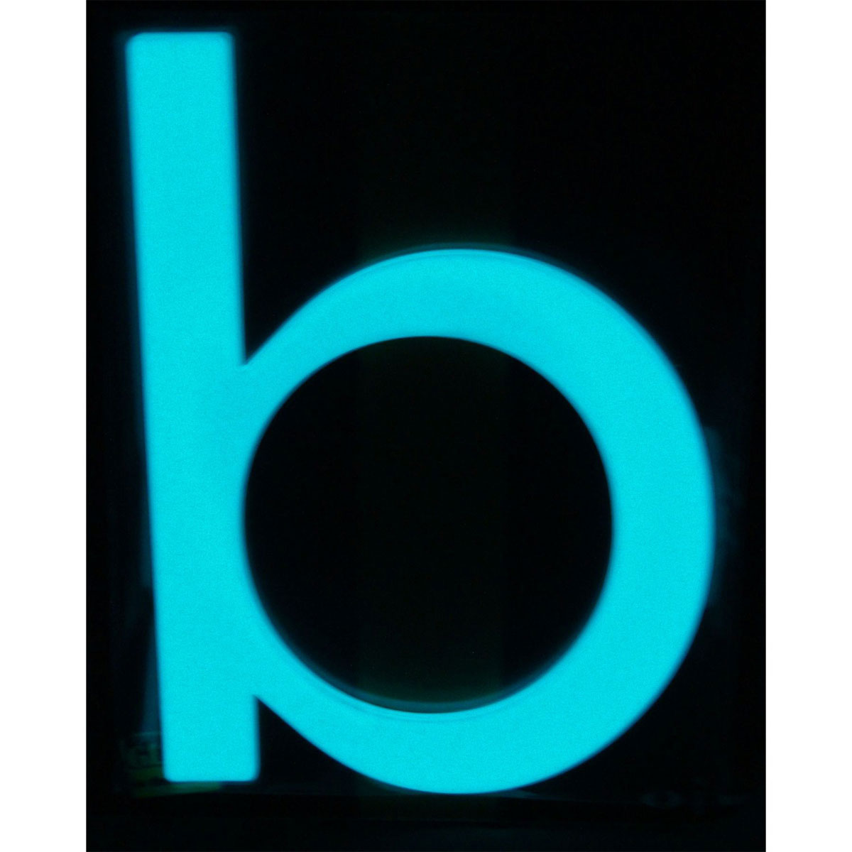 Alpertec Hausnummer b nachtleuchtend selbstklebend weiß-grün Bild 2