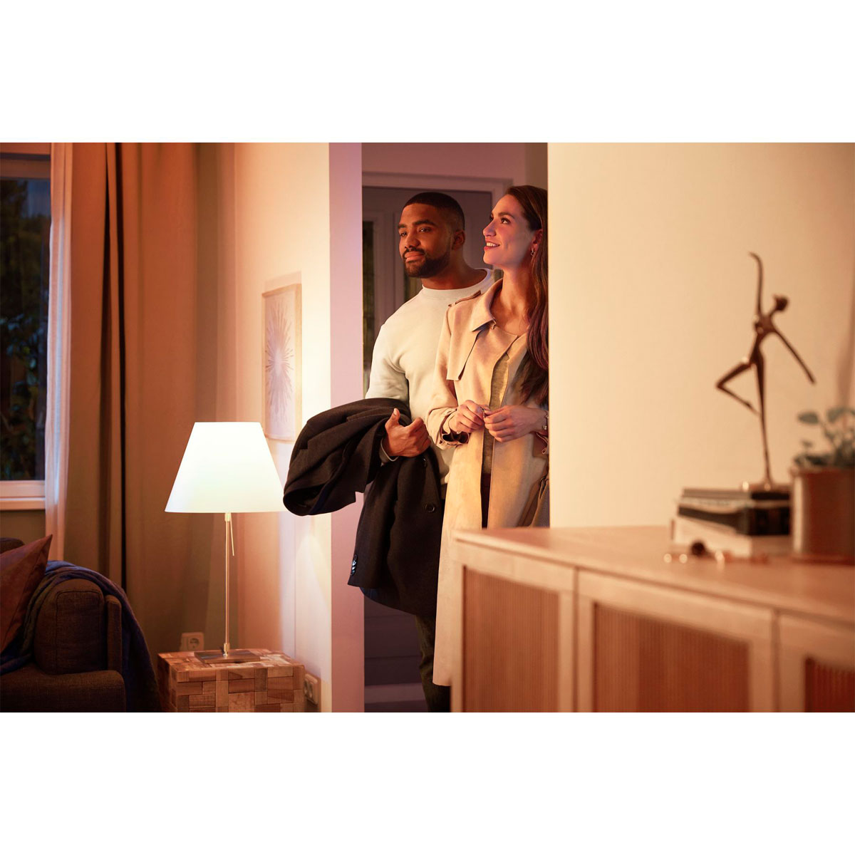 Philips Hue Starter-Set White Ambiance inkl 3 x LED-Lampe E27 und Bridge und Dimmschalter Bild 4