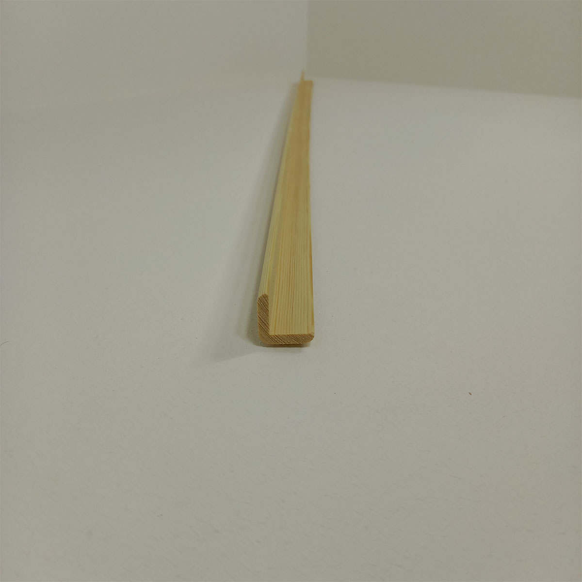 Winkelleiste Nadelholz 23 x 23 x 1000 mm Bild 2