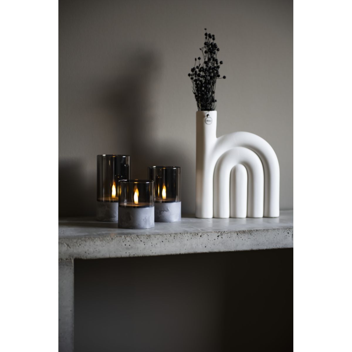 Konstsmide LED Kerzen 3er-Set smokey grey mit Glas Bild 4