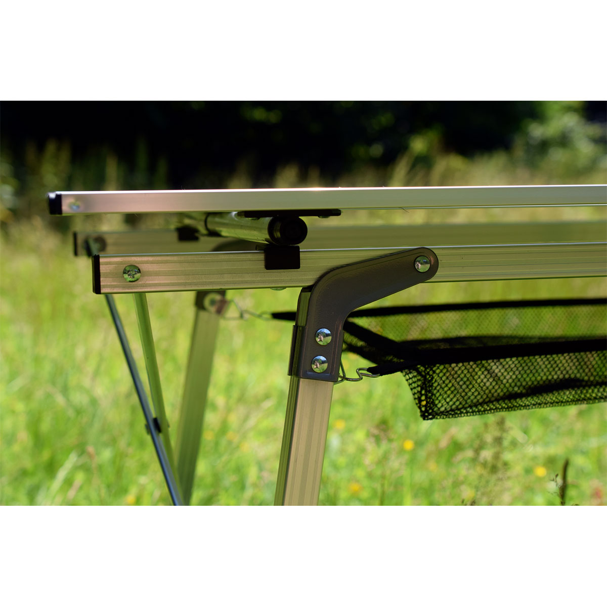 highfeld Klapptisch Campingtisch mit Ablagenetz Bild 5