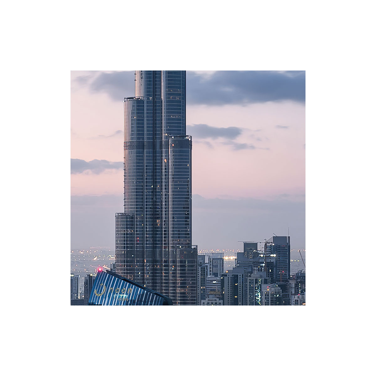 Komar  Vlies Fototapete Lights of Dubai 450x280 cm Bild 6