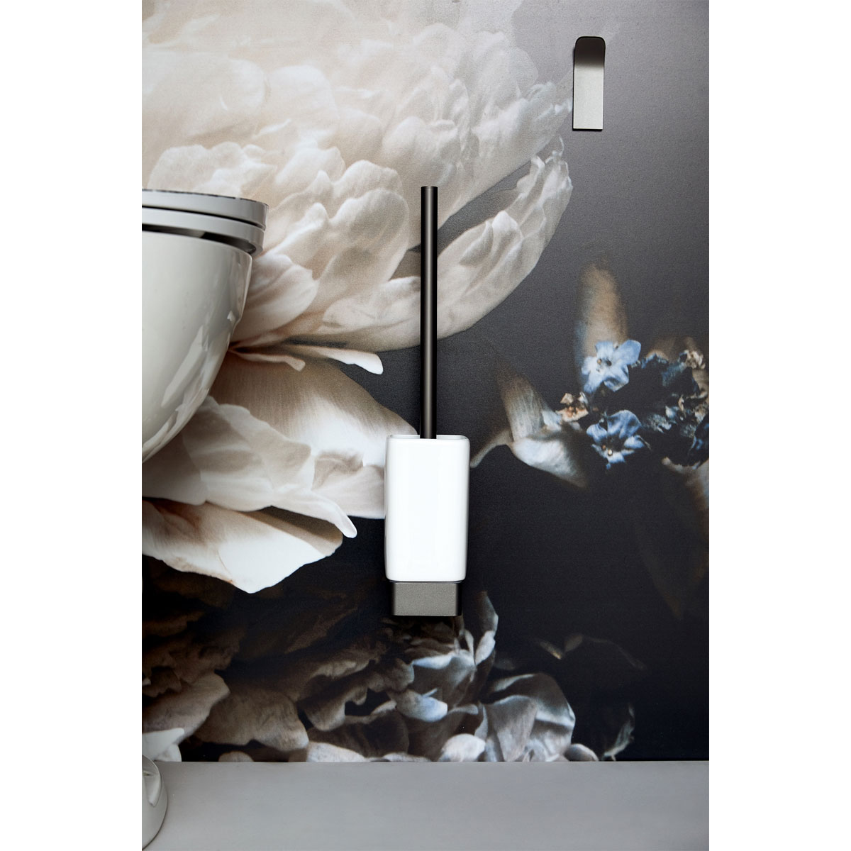 Wenko  WC-Garnitur Montella Aluminium und Keramik Wandmontage Bild 4