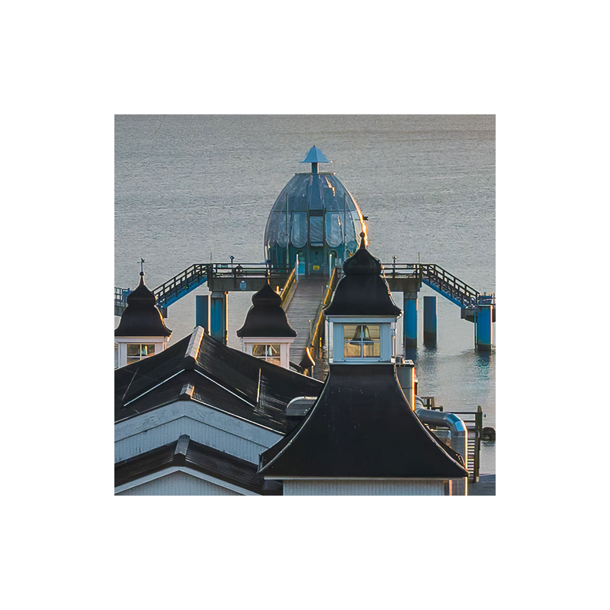 Komar  Vlies Fototapete Magisches Sellin 450x280 cm Bild 4