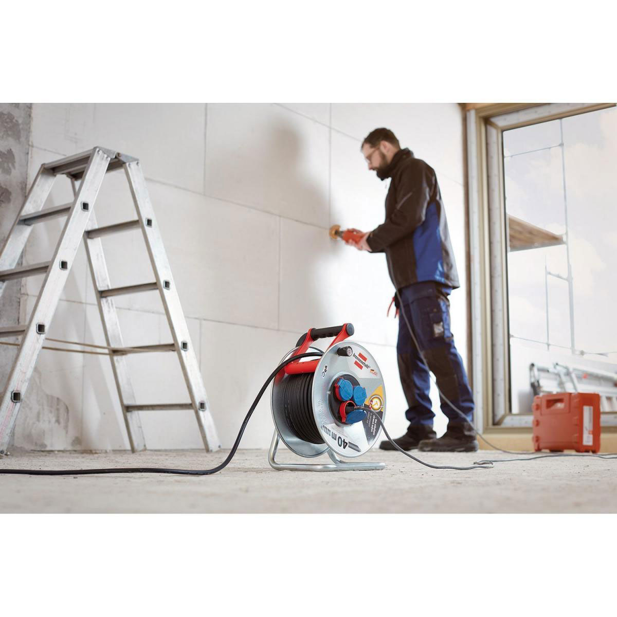 Brennenstuhl Kabeltrommel Garant E290S 40m Stahlblech silber Bild 2