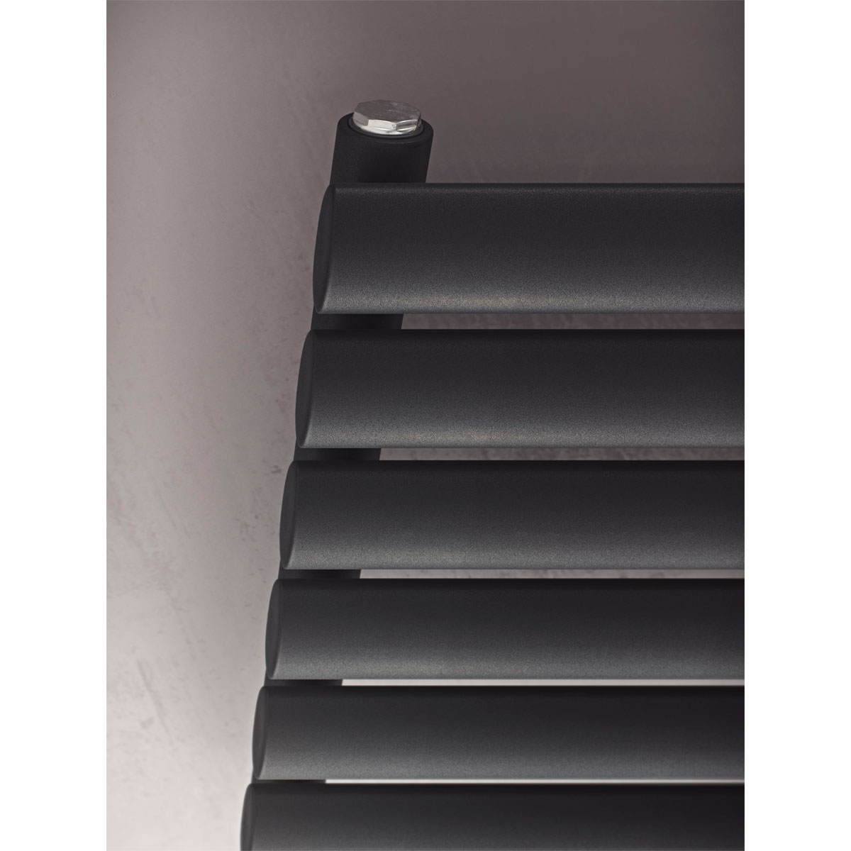 Ximax  Raumheizkörper Fortuna 584 x 1200 mm 758 Watt Anthrazit Bild 2