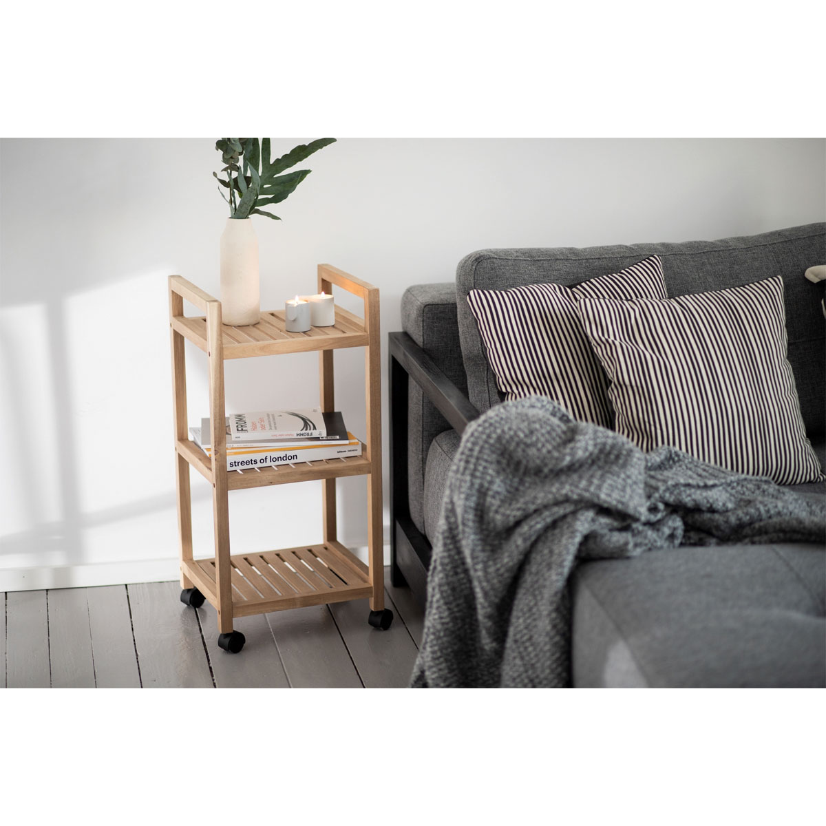 Wenko  Rollregal 3 Etagen Acina Rollwagen Küchen-Regal Badezimmer-Regal auf Rollen FSC Bild 8