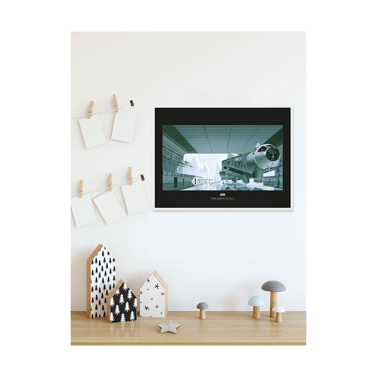 Komar  Wandbild Star Wars Classic Hangar Shuttle 50x40 cm Bild 4