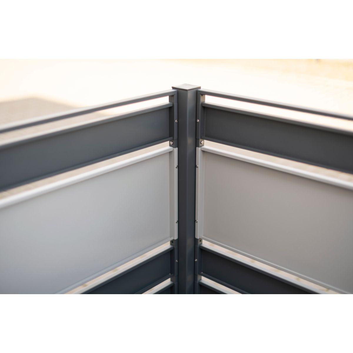 Westmann Mülltonnenverkleidung Planum 5x 240 L 1er Box 90x410x120 cm Bild 7