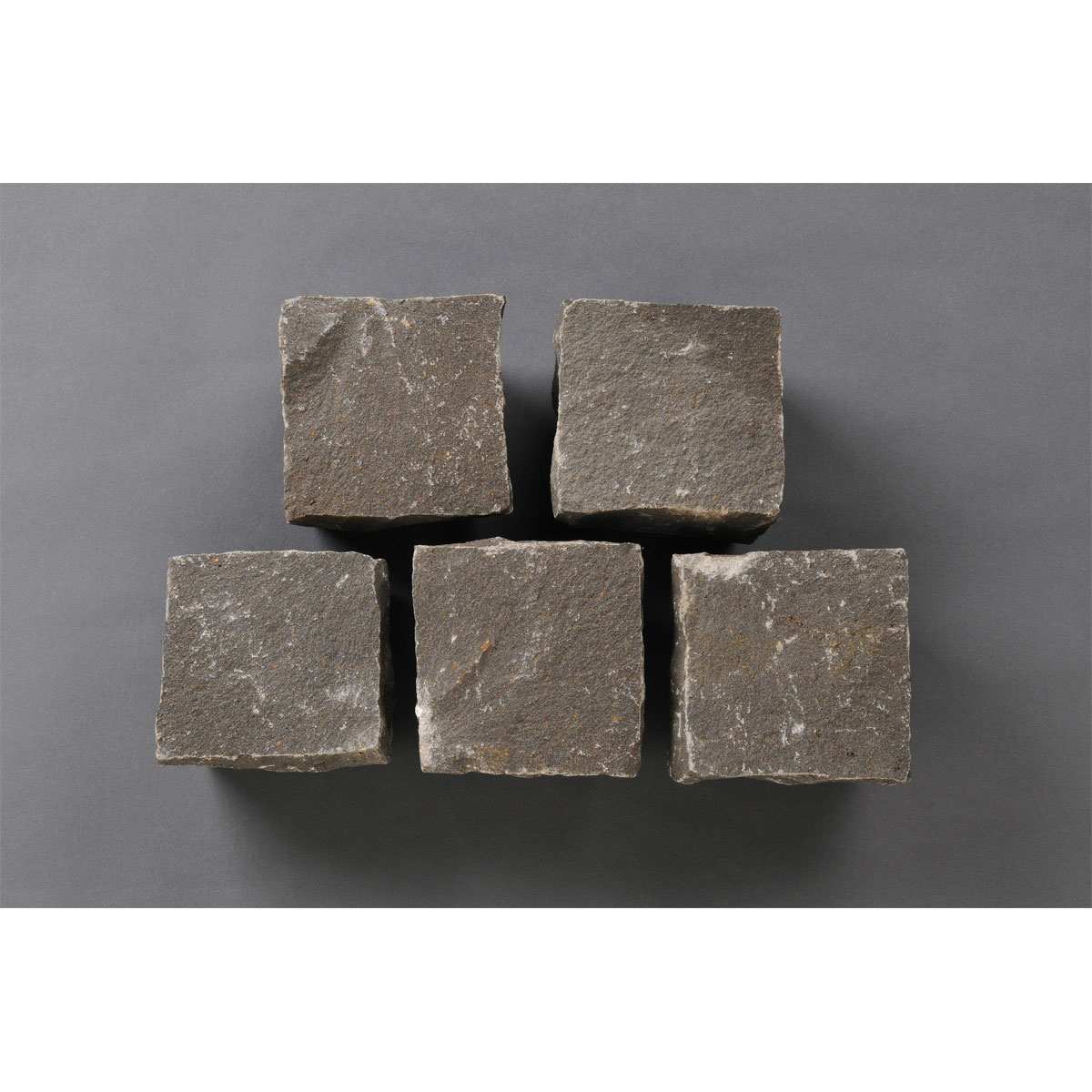 Pflasterstein BASALT 9 x 9 x 9 cm anthrazit Bild 2