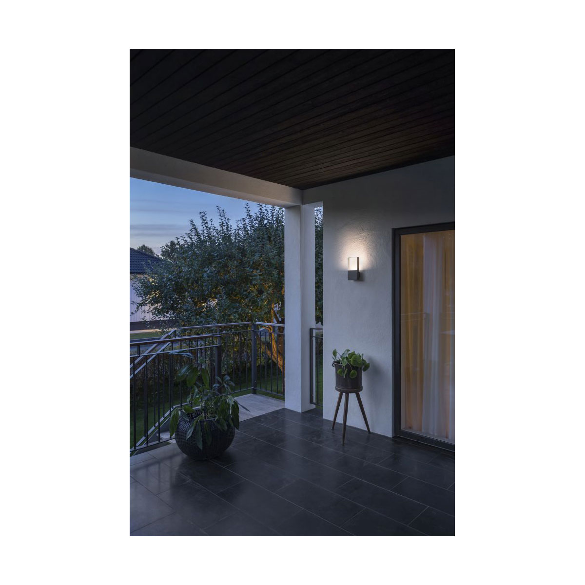 Konstsmide LED-Außenwandleuchte Matera schwarz Bild 3