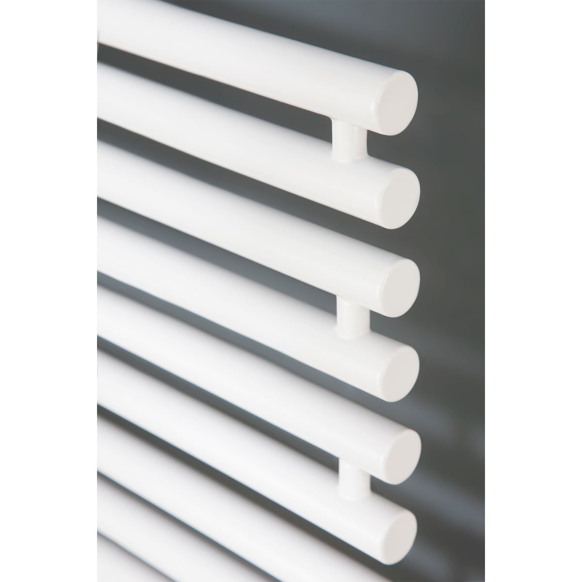 Ximax  Badheizkörper Helene 1567 x 600 mm 921 Watt 50 mm Anschluss Weiß Bild 2