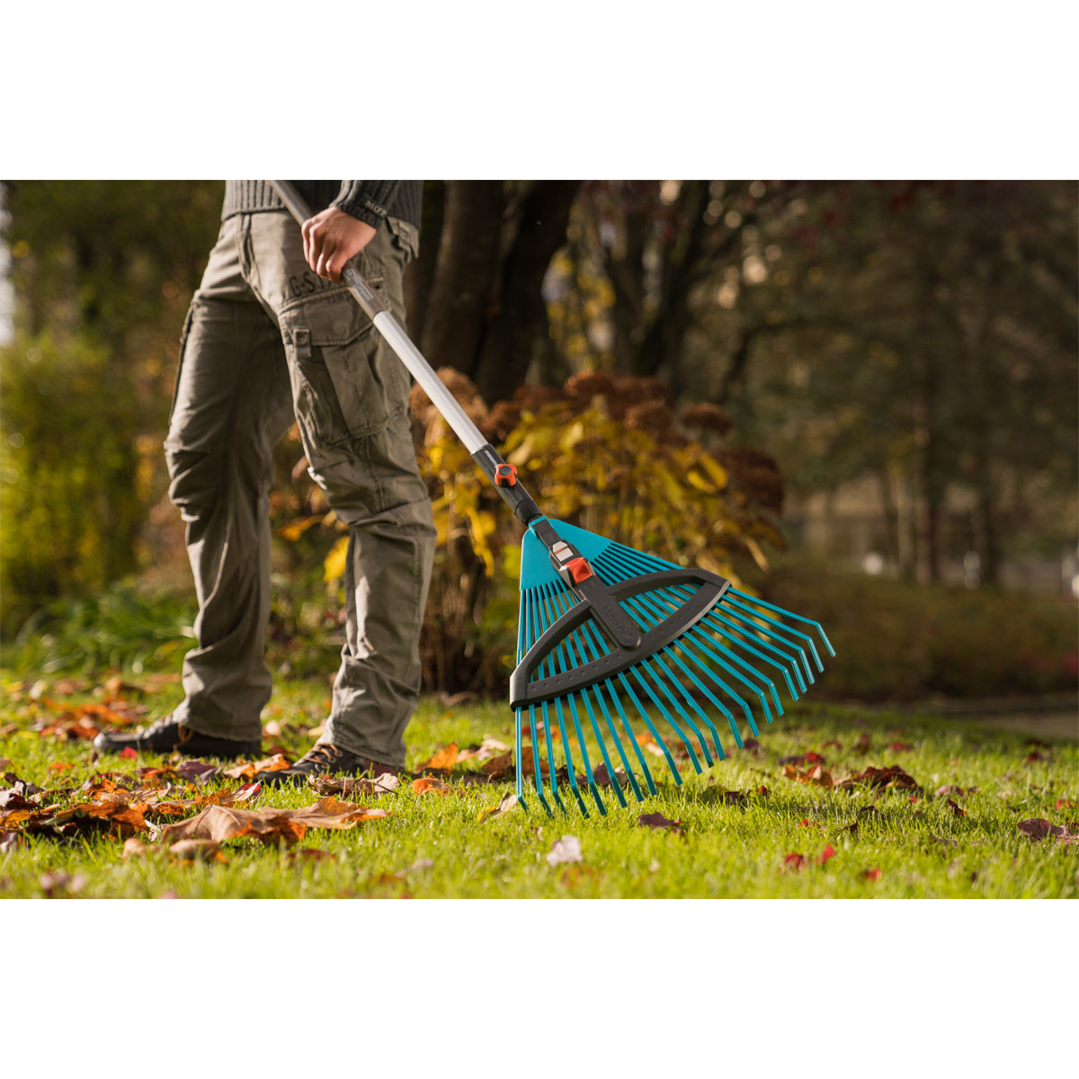 Gardena  Combisystem-Verstellbesen Kunststoff 35-52 cm Bild 3