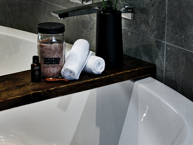 Dunkle-Farben-Badewannen