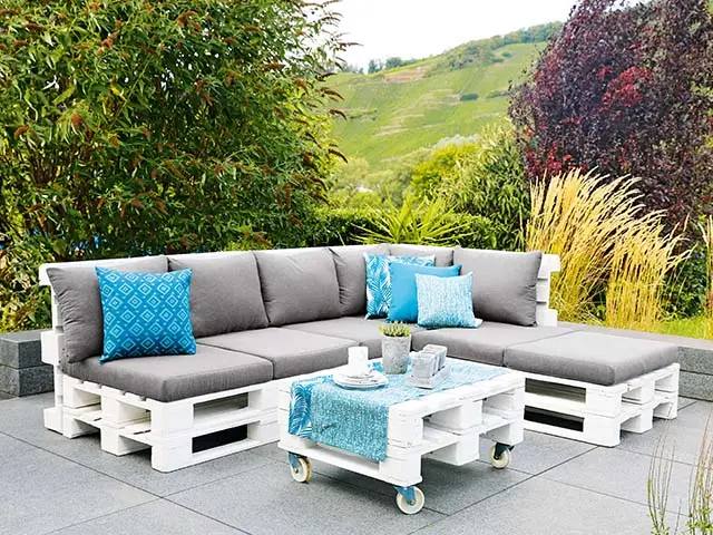 DIY Palettensofa