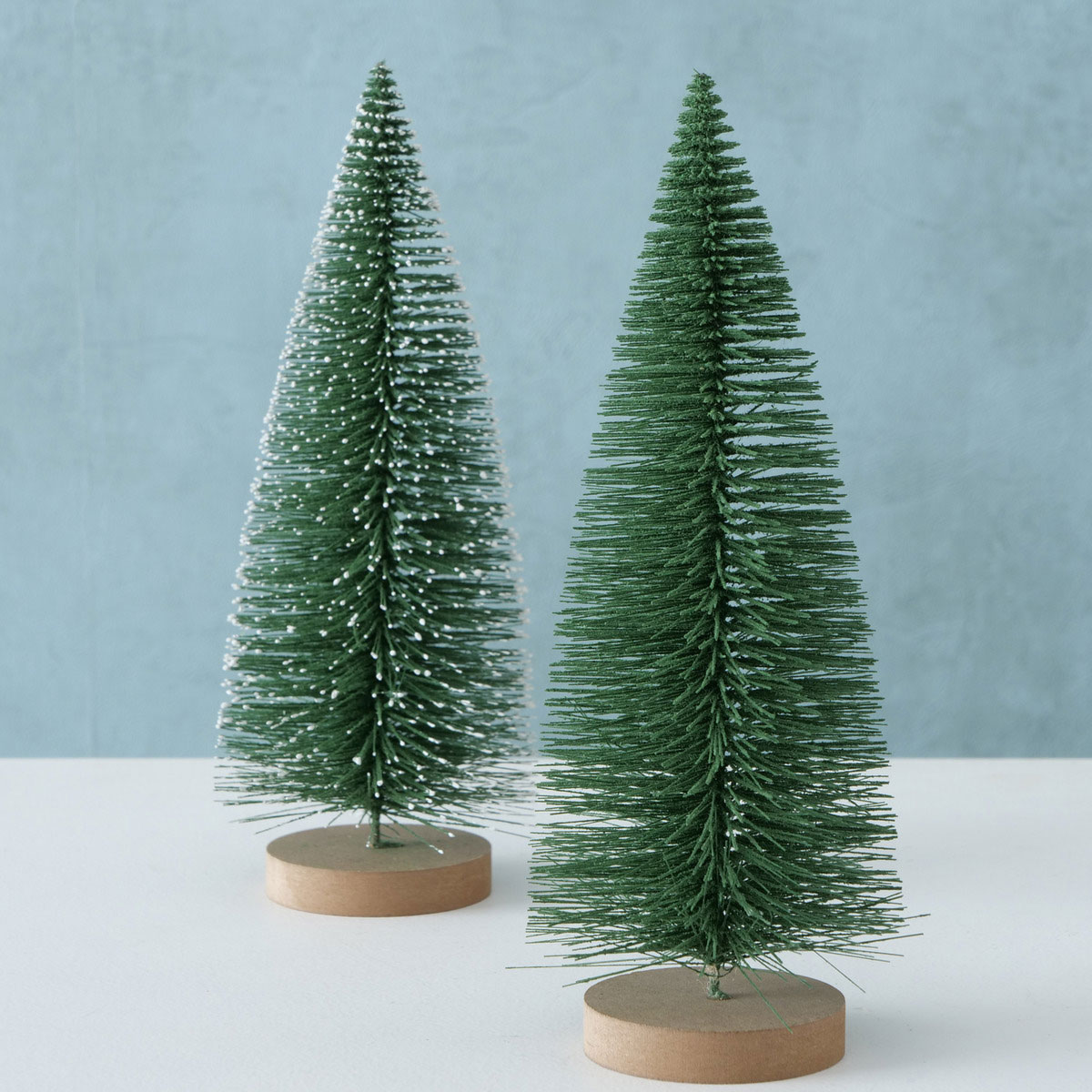 Dekoaufsteller Tarvo Baum 22 x 9 x 22 cm grün Holz Kunststoff Bild 3