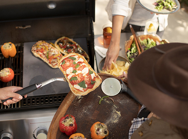 BBQ Pizza auf dem Grill