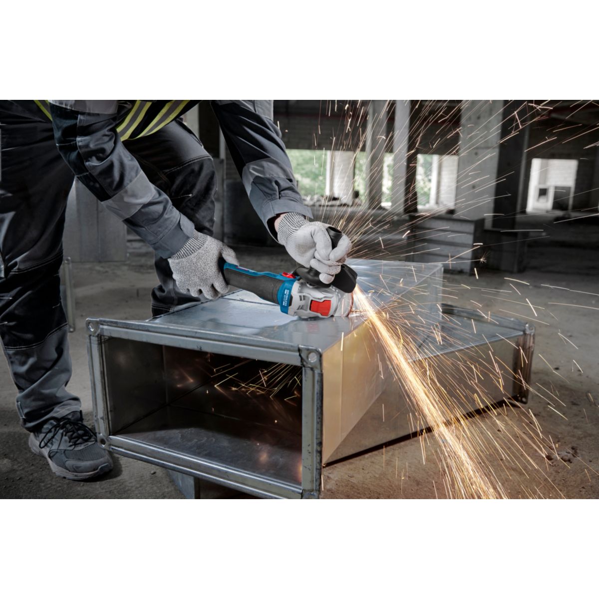 Bosch Professional Akku-Winkelschleifer GWX 18V-8 professional Bild 4