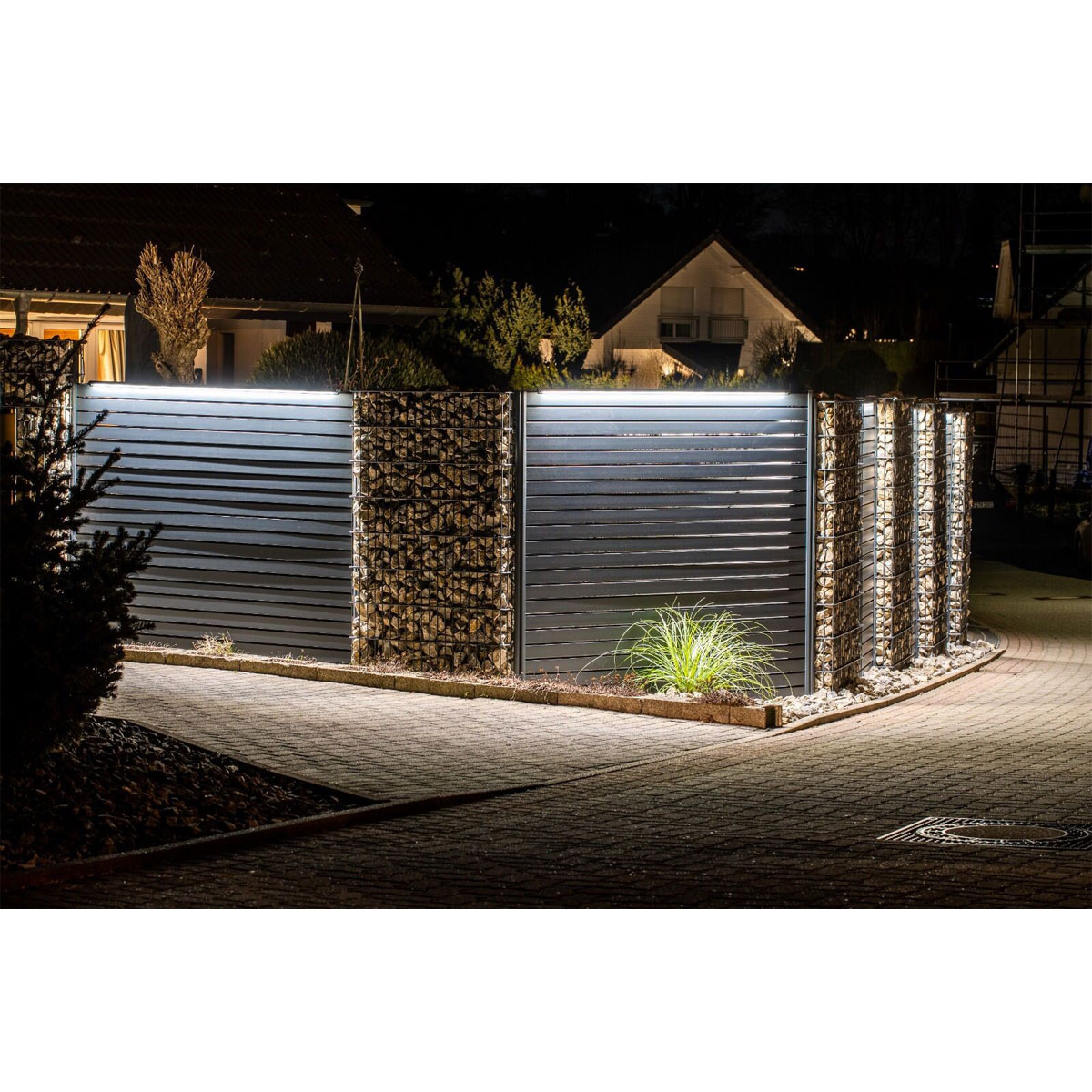 LyghtUp LED-Leuchtleiste fur Doppelstabmatten 246 cm silber Bild 6