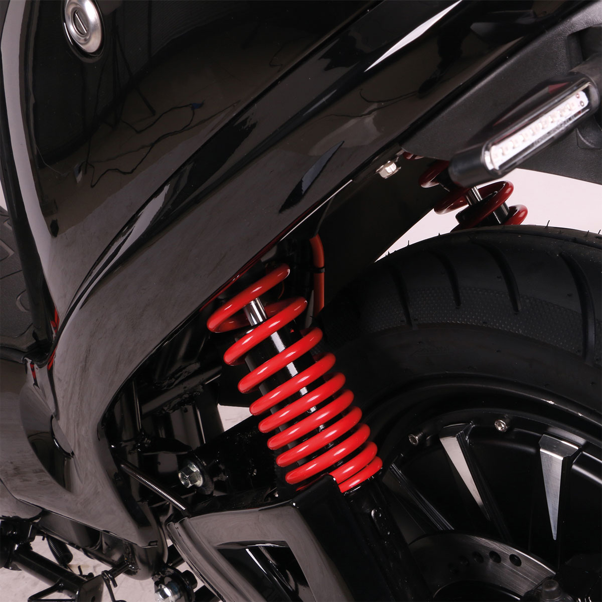 Rolektro E-City 45 Hero Lithium Schwarz  60V-20Ah 2000W E-Roller Elektroroller Bild 10