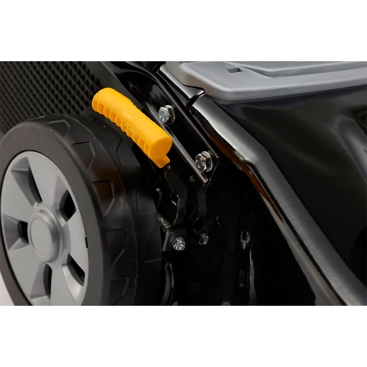 Alpina-Garden Benzin-Rasenmäher AL4 46 A Bild 8