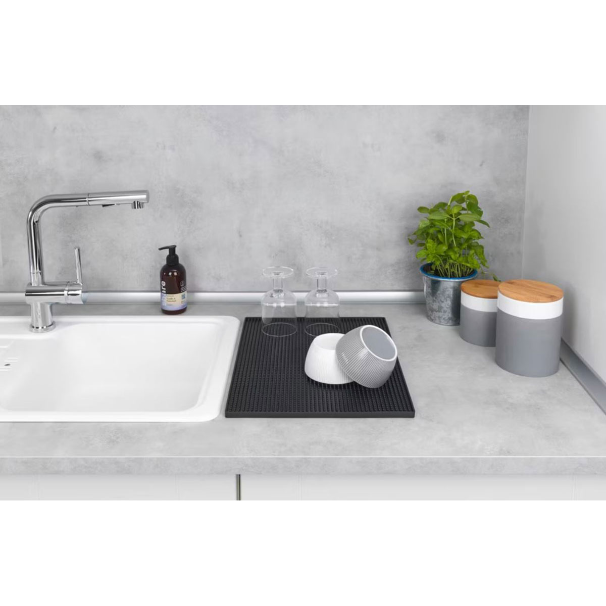 Wenko Abtropfmatte Mod. Maxi 40 x 30 cm, schwarz Bild 3