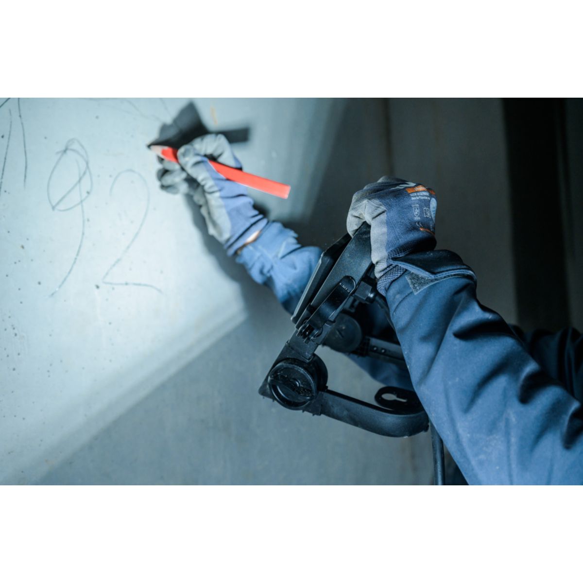 Brennenstuhl Mobiler LED Strahler JARO 1060 M 10W Bild 9