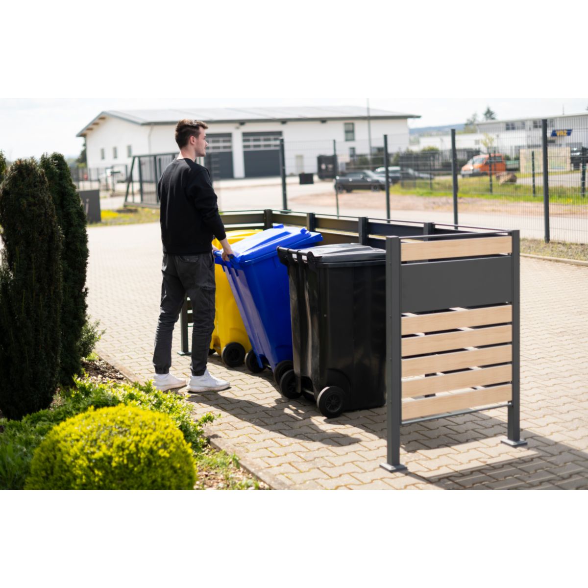 Westmann Mülltonnenverkleidung Planum 4x 240 L 1er Box 90x330x120 cm Bild 5