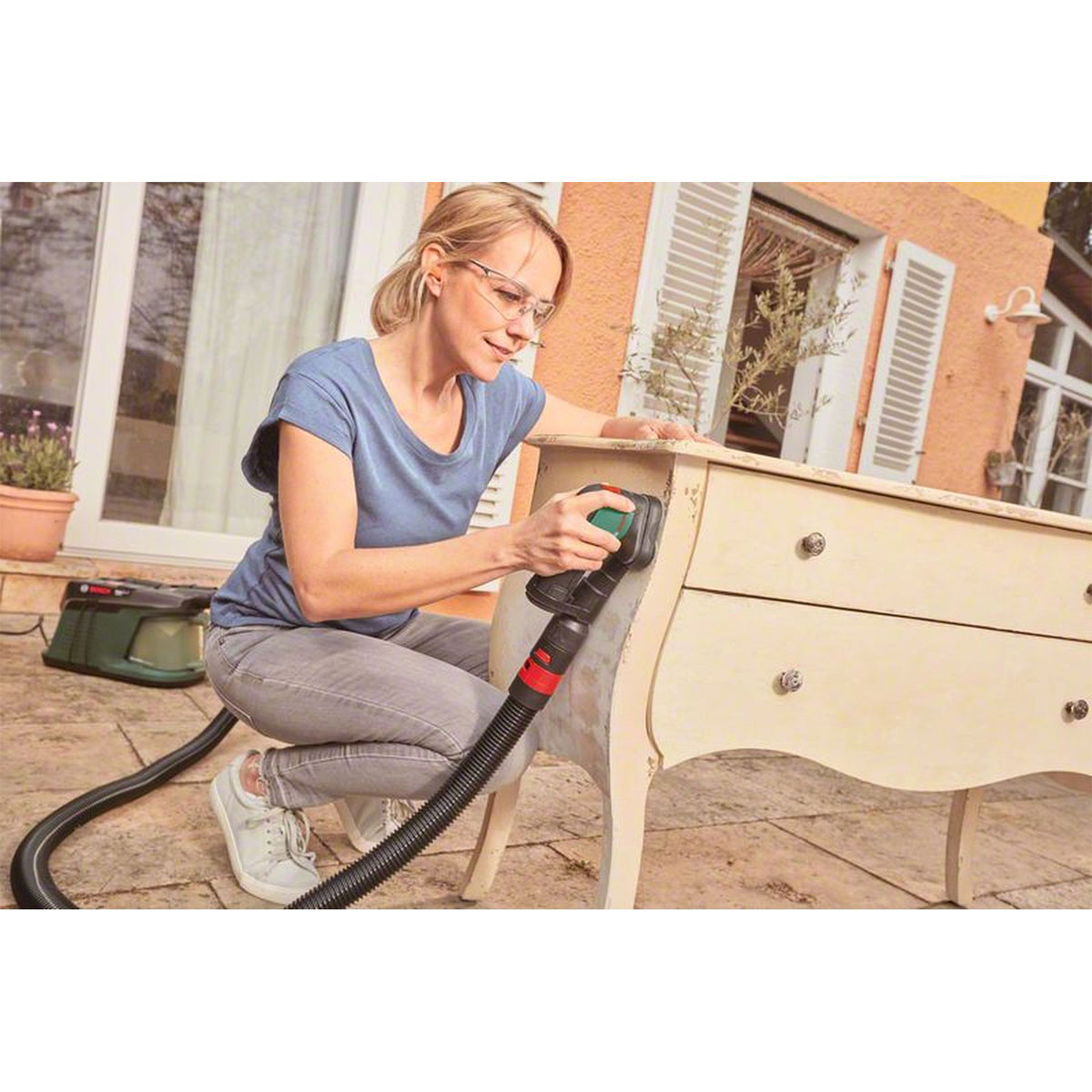 Bosch   Akku-Tellerschleifer und Polierer-Set EasyCurvSander 12 mit Akku 17-teilig Bild 7