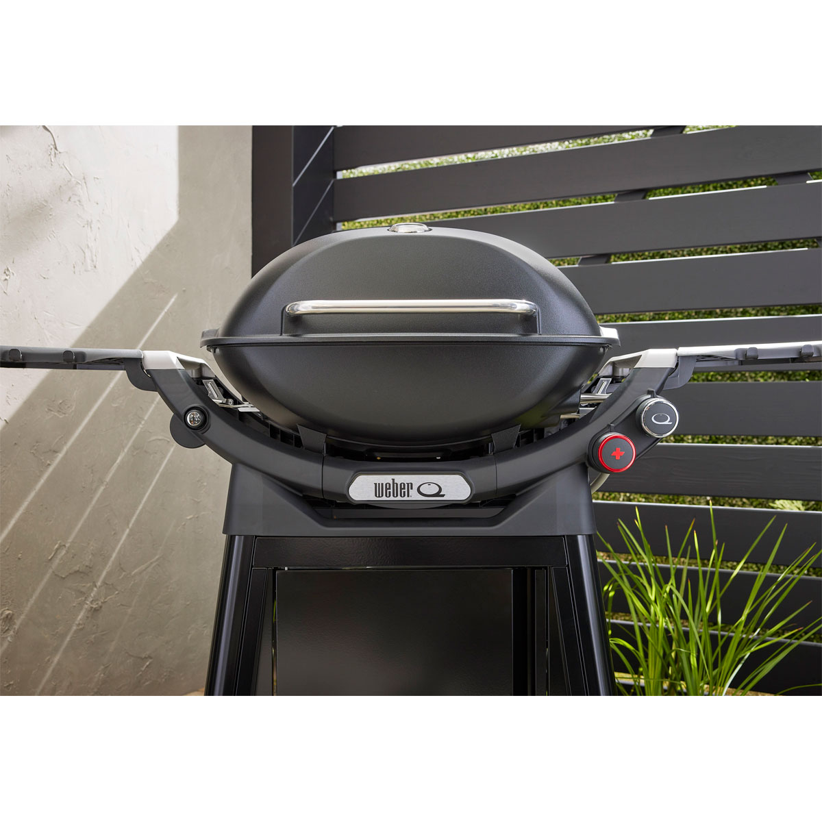 Weber  Gasgrill mit Rollwagen Q3200N+ Bild 6