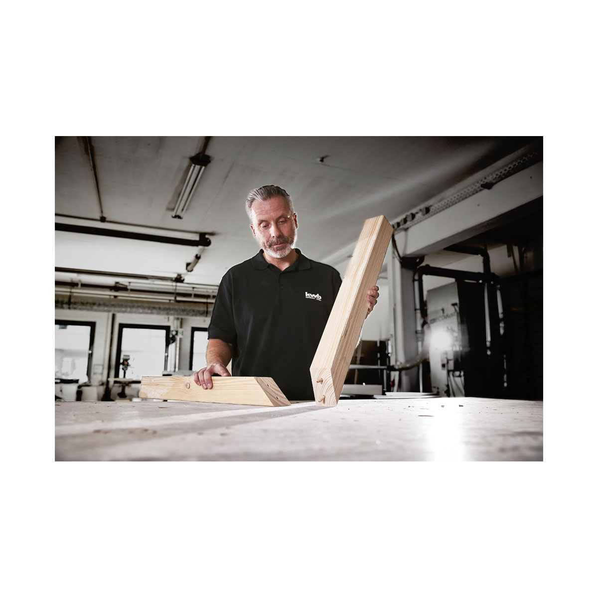 kwb  Dübelhilfe Set mit verstellbaren Bohrlochgrößen inklusive 50 Dübel Bild 2