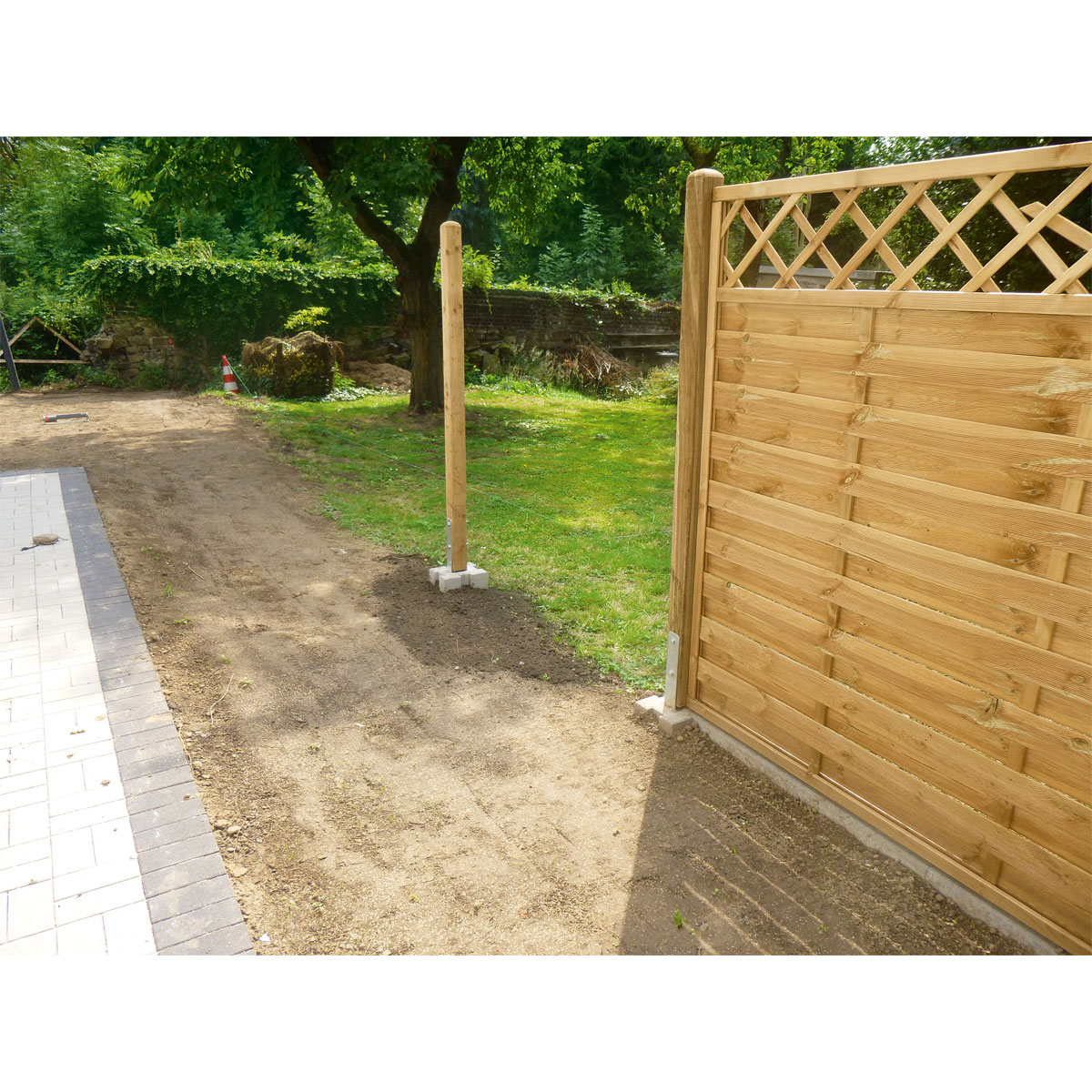 Diephaus  Pfostenfundamentstein 34 x 26,5 x 21,5 cm Bild 5