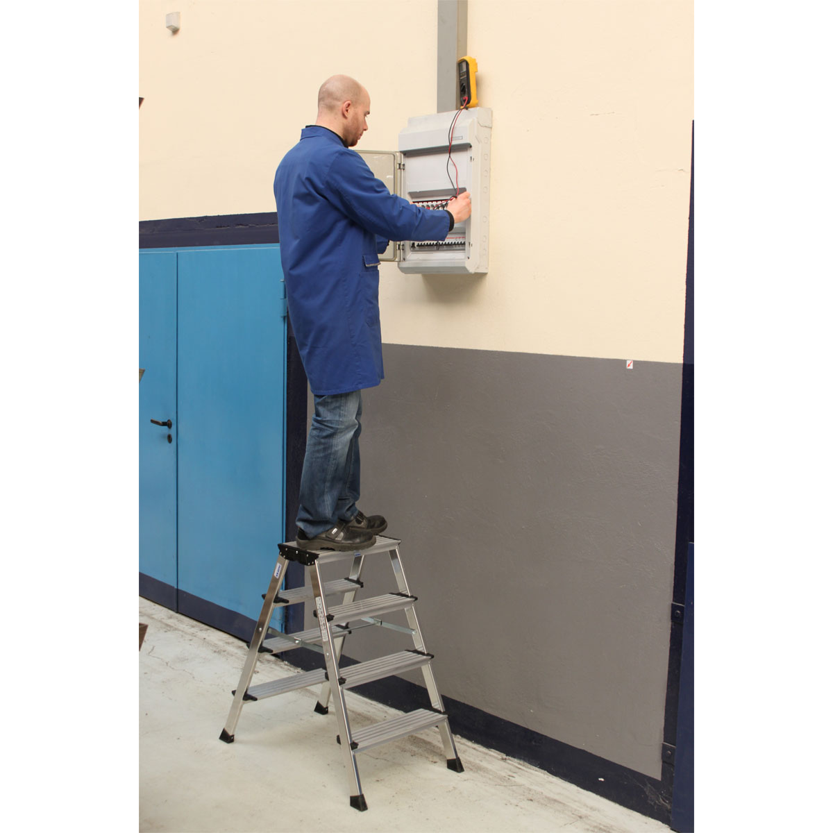 Krause TREPPO DOPPEL-KLAPPTRITT 2 x 4 STUFEN Bild 7