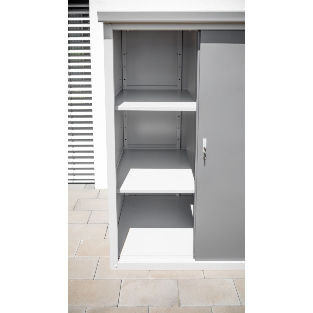 Trimetals Geräteschrank Guardian D63 inkl. 2 Regale 98x176x187 cm Bild 3